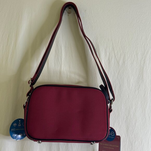 NWT JILL-E DESIGNS RED leather CAMERA SHOULDER Photography Compact System BAG - Picture 2 of 16